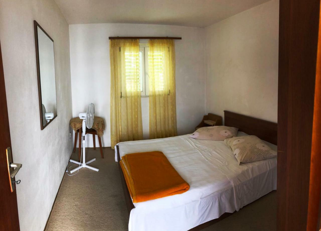 Apartmani Zorka Подстрана Экстерьер фото